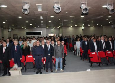 İstiklal Marşı'nın Kabulü Kutlu Olsun !